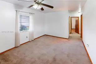 1560 NE 12th St, Homestead, FL 33033 - Photo 9
