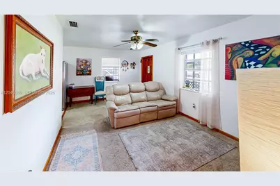 1560 NE 12th St, Homestead, FL 33033 - Photo 5