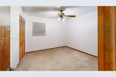 1560 NE 12th St, Homestead, FL 33033 - Photo 29