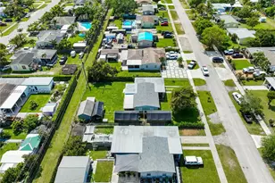 1560 NE 12th St, Homestead, FL 33033 - Photo 51