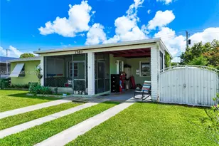1560 NE 12th St, Homestead, FL 33033 - Photo 43