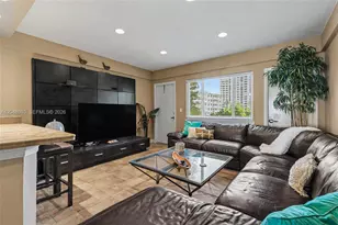 1801 S Surf Rd, Hollywood, FL 33019 - Photo 9