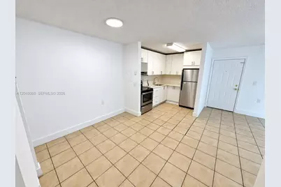 7095 NW 179th St #209, Hialeah, FL 33015 - Photo 27