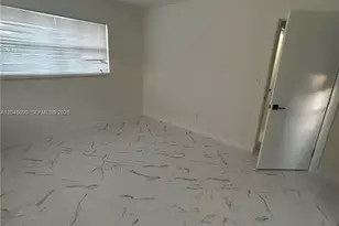 1119 NE 15th St, Fort Lauderdale, FL 33304 - Photo 9