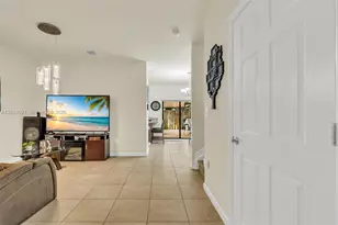 3368 SE 1st St, Homestead, FL 33033 - Photo 7