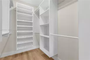 9520 SW 8th St, Miami, FL 33174 - Photo 17