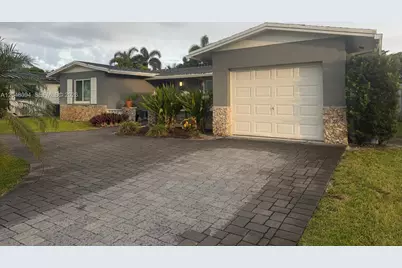 9100 NW 19th St, Pembroke Pines, FL 33024 - Photo 5