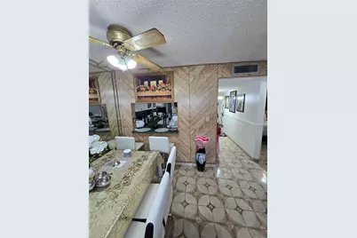 1555 W 44th Pl #235, Hialeah, FL 33012 - Photo 17