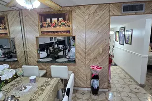 1555 W 44th Pl, Hialeah, FL 33012 - Photo 17