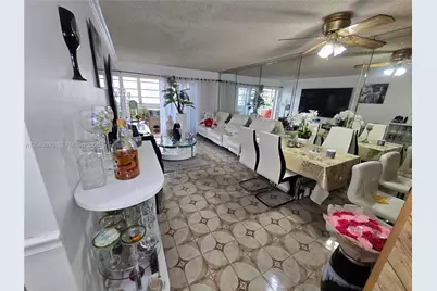 1555 W 44th Pl #235, Hialeah, FL 33012 - Photo 13