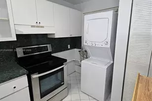 1555 W 44th Pl, Hialeah, FL 33012 - Photo 49