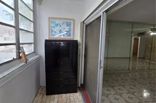 1555 W 44th Pl, Hialeah, FL 33012 - Photo 57