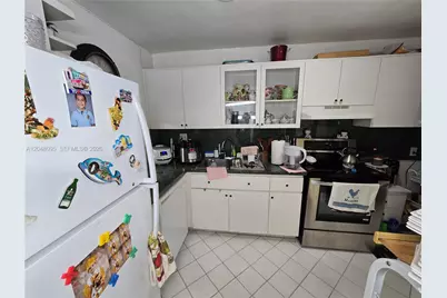 1555 W 44th Pl #235, Hialeah, FL 33012 - Photo 9