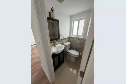 655 85th St, Miami Beach, FL 33141 - Photo 13