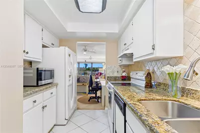 4218 SE 20th Pl #D5, Other City - In The State Of Florida, FL 33904 - Photo 27