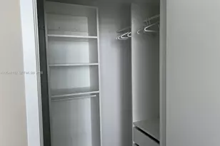 1111 SW 1st Ave, Miami, FL 33130 - Photo 23