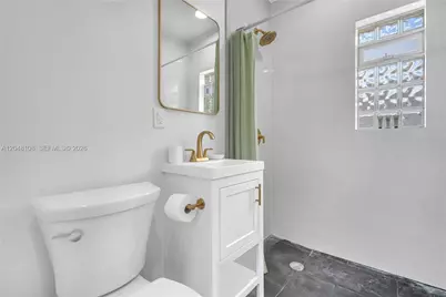 261 SW 15th St #2, Dania Beach, FL 33004 - Photo 9