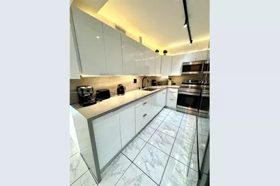 300 Bayview Dr #1603, Sunny Isles Beach, FL 33160 - Photo 11