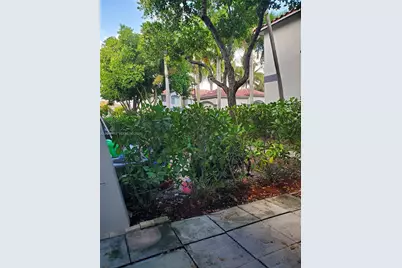 7834 Catalina Cir #7834, Tamarac, FL 33321 - Photo 21