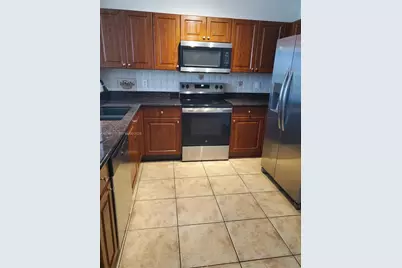 7834 Catalina Cir #7834, Tamarac, FL 33321 - Photo 9