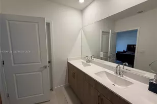 159 NE 13th Ter, Homestead, FL 33033 - Photo 9