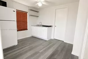 19800 SW 180th Ave, Miami, FL 33187 - Photo 13