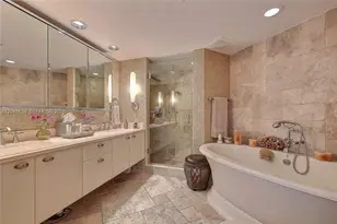 333 Las Olas Way, Fort Lauderdale, FL 33301 - Photo 17