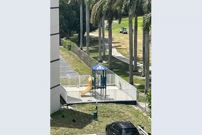6955 NW 186th St #F505, Hialeah, FL 33015 - Photo 17