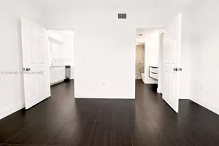 2452 Centergate Dr, Miramar, FL 33025 - Photo 25