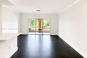 2452 Centergate Dr, Miramar, FL 33025 - Photo 5