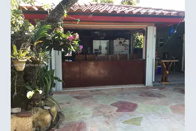 10955 SW 56th St, Miami, FL 33165 - Photo 11