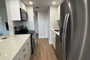 251 174th St, Sunny Isles Beach, FL 33160 - Photo 15