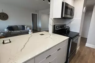 251 174th St, Sunny Isles Beach, FL 33160 - Photo 19