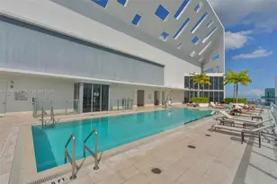 1300 Brickell Bay Dr, Miami, FL 33131 - Photo 29