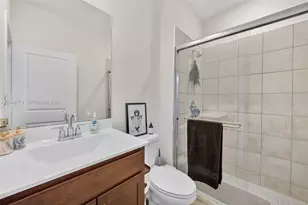 826 SE 17th St, Homestead, FL 33034 - Photo 15