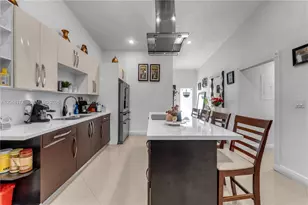 25808 SW 127th Ct Cir, Homestead, FL 33032 - Photo 5