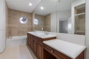 1772 NE 9th St, Fort Lauderdale, FL 33304 - Photo 13
