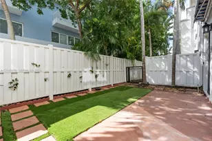 1772 NE 9th St, Fort Lauderdale, FL 33304 - Photo 25