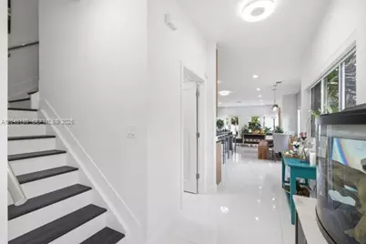 2931 SW 38th Ct #2, Miami, FL 33134 - Photo 5