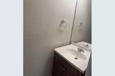 7885 NW 7th Ct #406, Plantation, FL 33324 - Photo 11