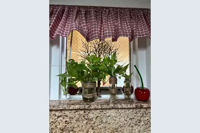 8225 Lake Dr #404, Doral, FL 33166 - Photo 11