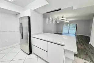 8600 NW 34th Pl, Sunrise, FL 33351 - Photo 5