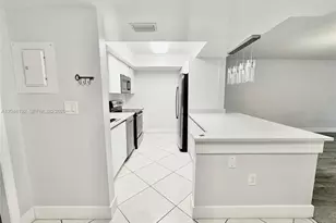 8600 NW 34th Pl, Sunrise, FL 33351 - Photo 3