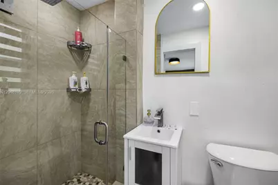 285 NW 45th St, Miami, FL 33127 - Photo 33