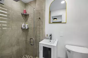 285 NW 45th St, Miami, FL 33127 - Photo 33