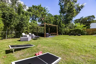 285 NW 45th St, Miami, FL 33127 - Photo 5