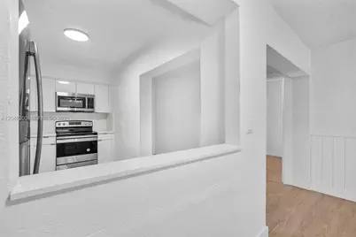 7022 SW 19th Ct, North Lauderdale, FL 33068 - Photo 13