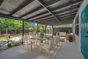 7022 SW 19th Ct, North Lauderdale, FL 33068 - Photo 3