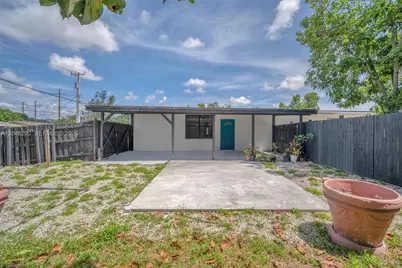 7022 SW 19th Ct, North Lauderdale, FL 33068 - Photo 27