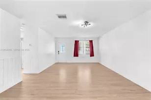 7022 SW 19th Ct, North Lauderdale, FL 33068 - Photo 17